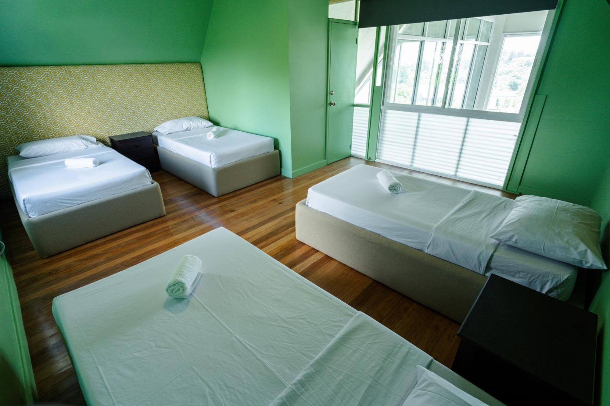 Jacobs Hill Tagaytay Bed & Breakfast Tagaytay City Exterior photo