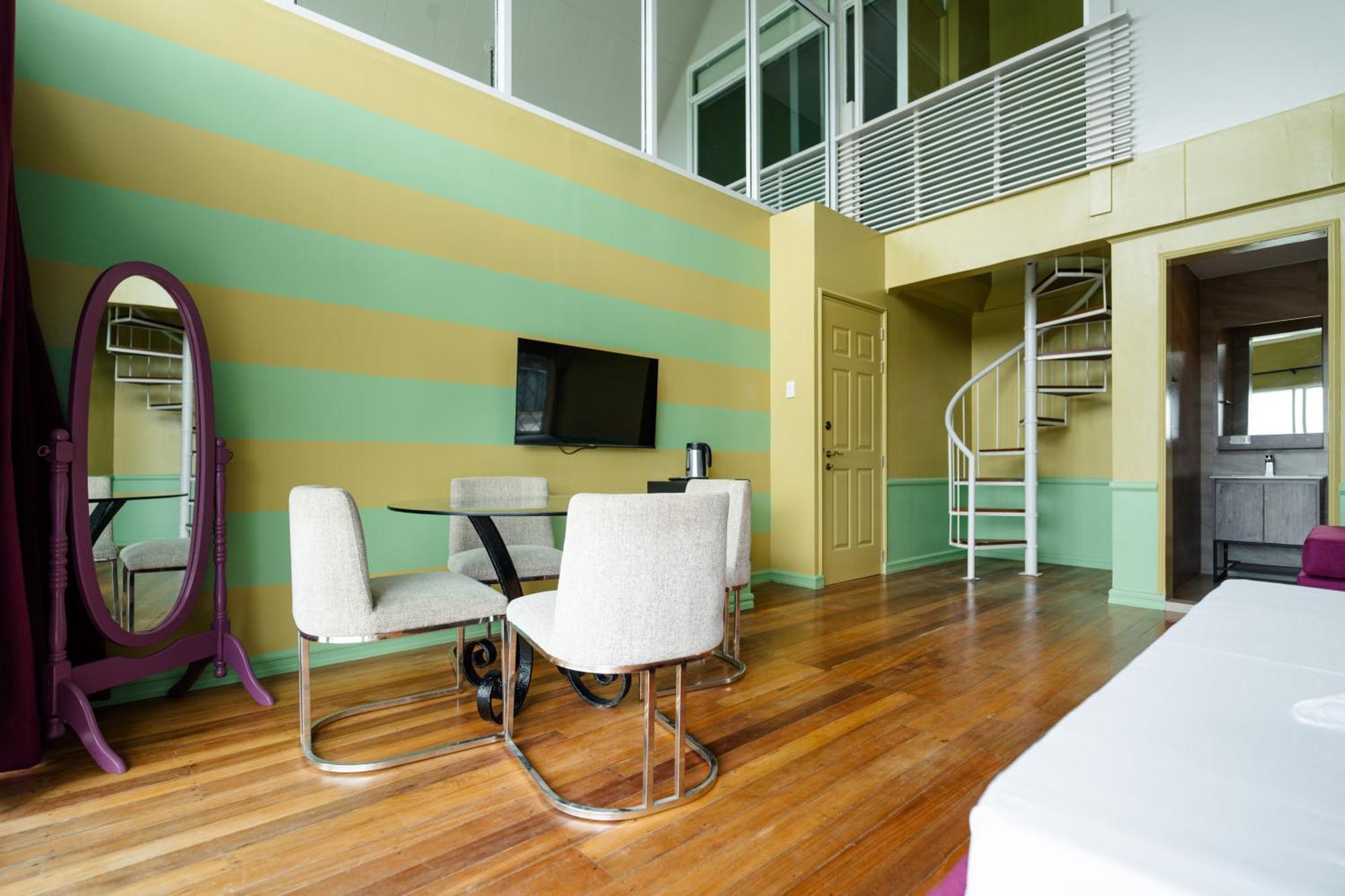 Jacobs Hill Tagaytay Bed & Breakfast Tagaytay City Exterior photo