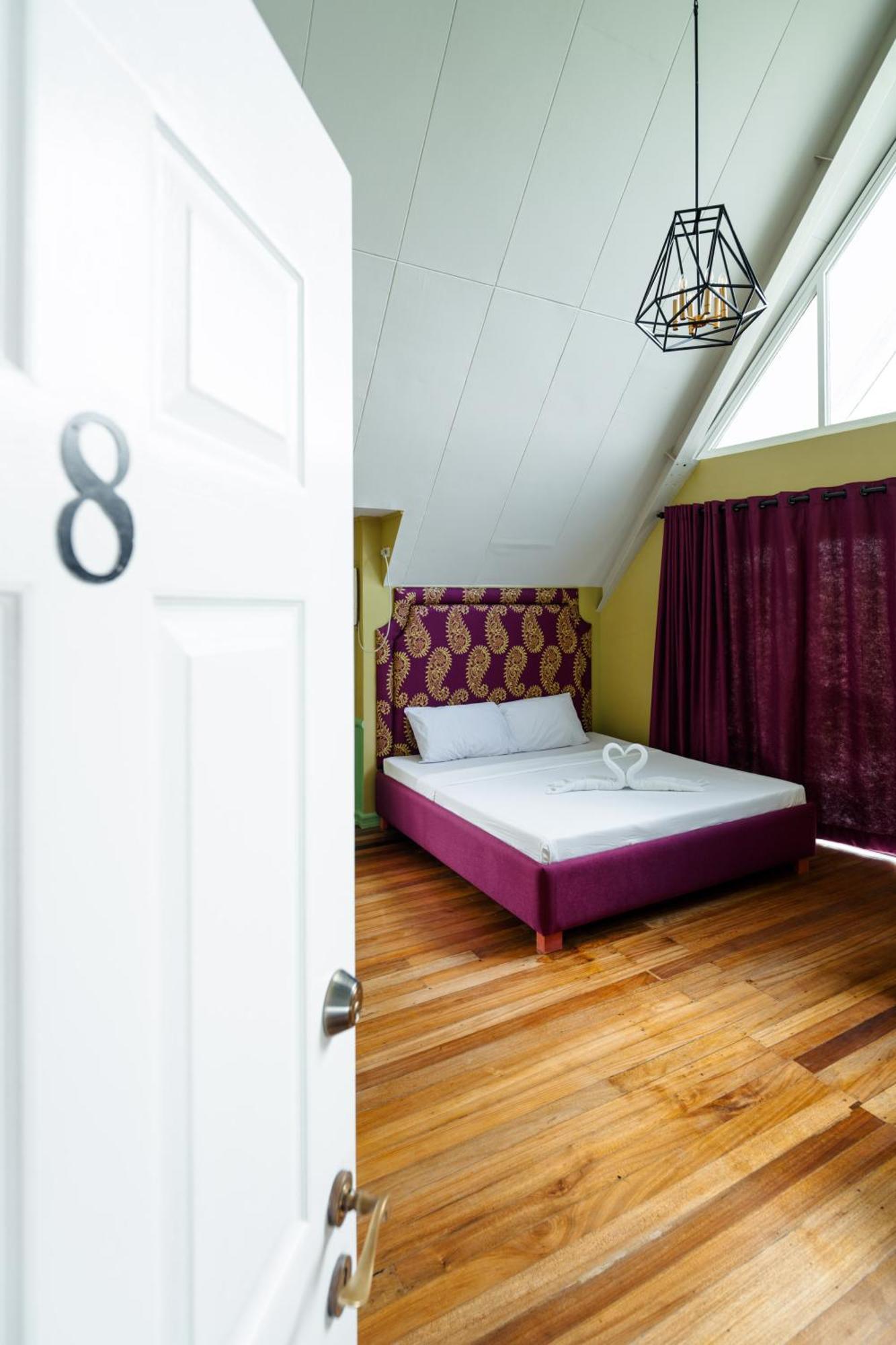 Jacobs Hill Tagaytay Bed & Breakfast Tagaytay City Exterior photo